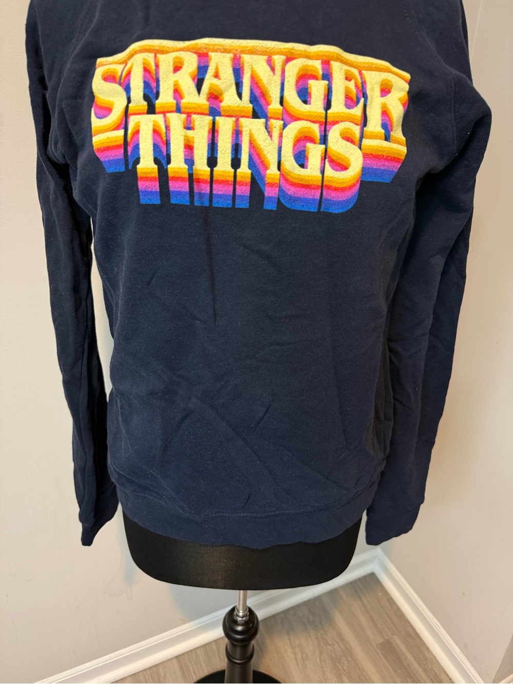 Stranger Things Official Netflix Navy Sweater in Size Medium - Picture 3 of 6